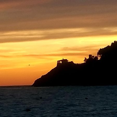 Suite Riomaggiore Bagian luar foto